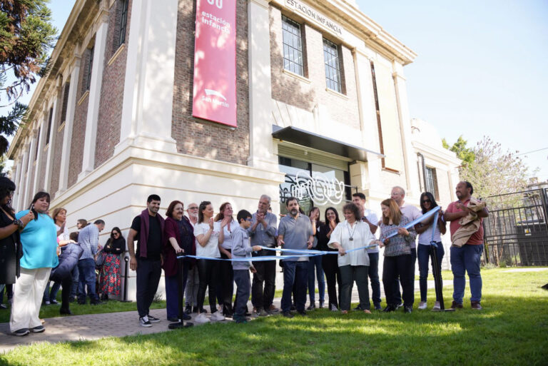 Fernando Moreira inauguró Estación Infancia