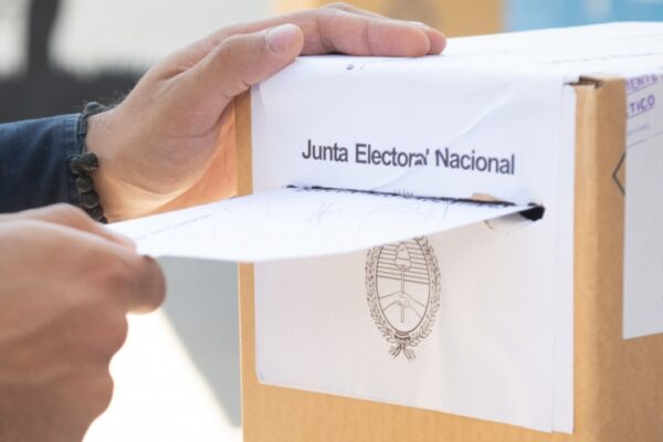 451.200 Argentinos y Argentinas residentes en el exterior podrán votar el 22 de octubre