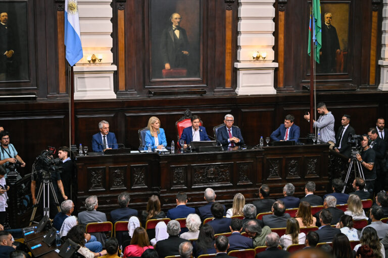 Kicillof: “Nuestro pacto es con el Pueblo y con la Patria, y nunca lo vamos a traicionar”