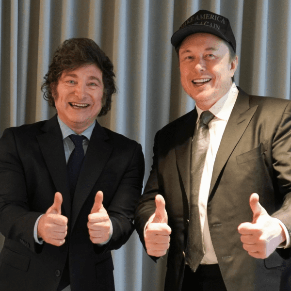 La libertad Avanza, se ganó un freno de la "Sociedad LIBRE"