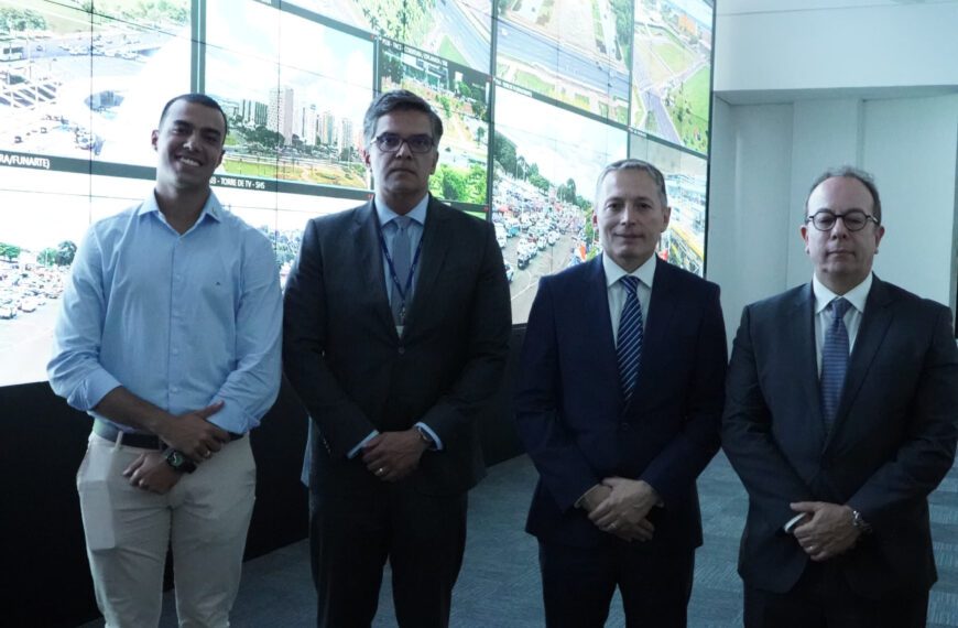 Fernando Gray recorrió el centro integrado…