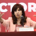 Milei eliminó el cepo y CFK lo cruzó: “Otra vez los Caputo Boys”