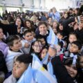 Promesa a la bandera: más de 600 alumnos bonaerenses reafirmaron su compromiso con los valores nacionales