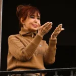 Cristina Kirchner: Fiscales piden revocar su prisión domiciliaria y que cumpla condena en una cárcel común