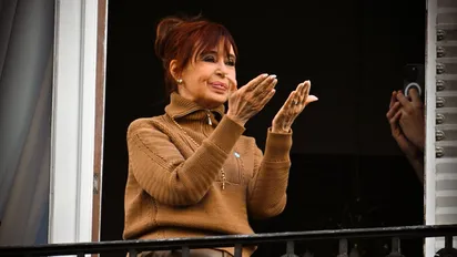 Cristina Kirchner: Fiscales piden revocar su prisión domiciliaria y que cumpla condena en una cárcel común