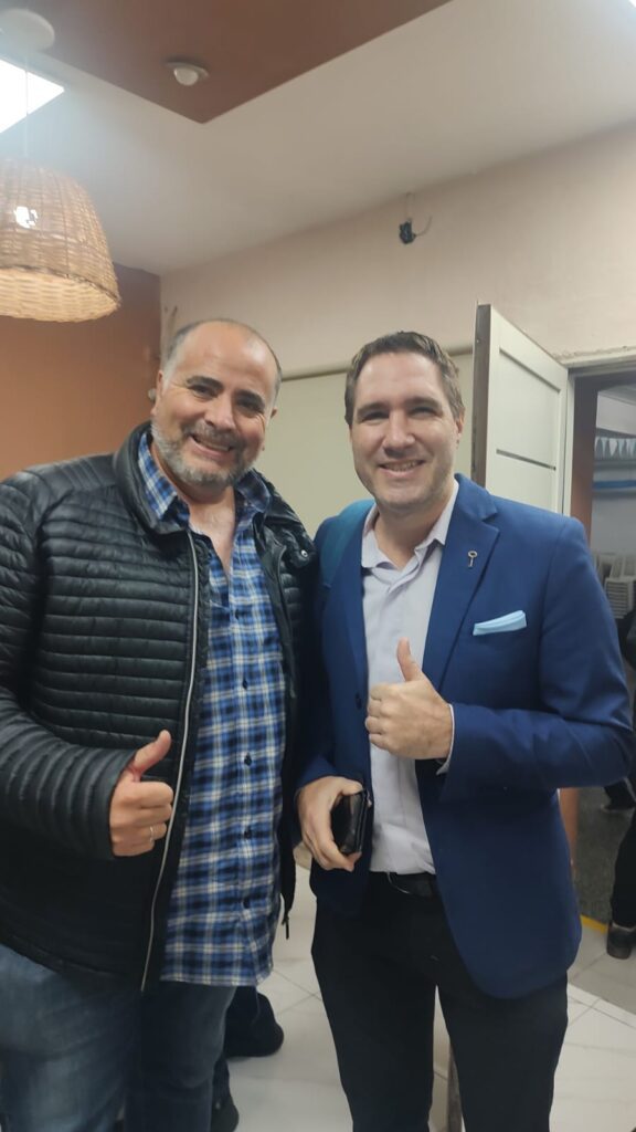 Gabriel Pollio dio el presente a la capacitación de Damian Di Pace en el Libertad