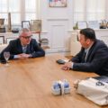 Julio Zamora recibió al intendente de Carmelo, Luis Parodi, con motivo de fortalecer los vínculos de trabajo para el beneficio de ambas comunidades