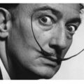 Dalí eterno: el artista que convirtió los sueños en negocio, provocación y revolución cultural