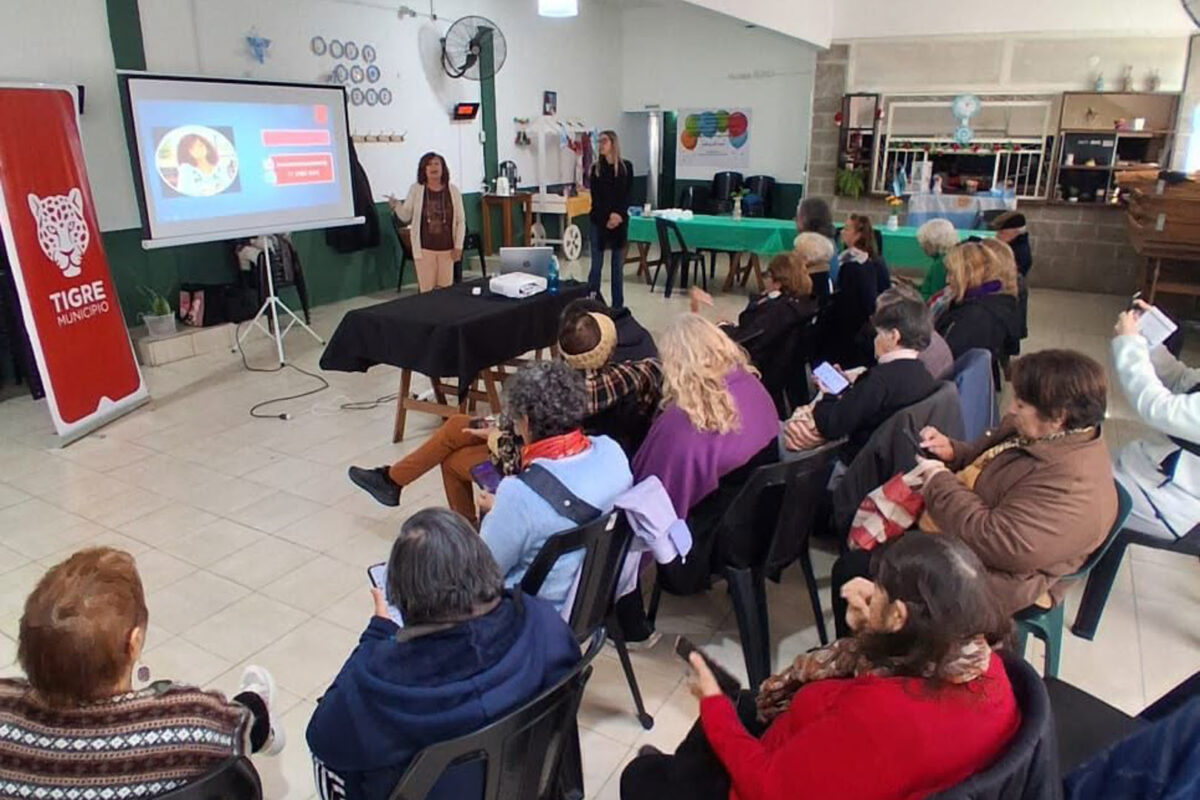 adultos mayores de Tigre