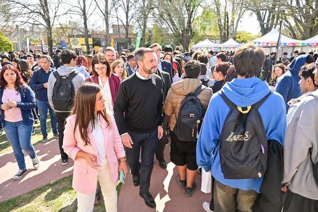Feria Universitaria y Feria del Libro de Escobar